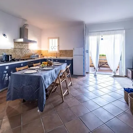 La Pelosa Wifi,view And Free Parking