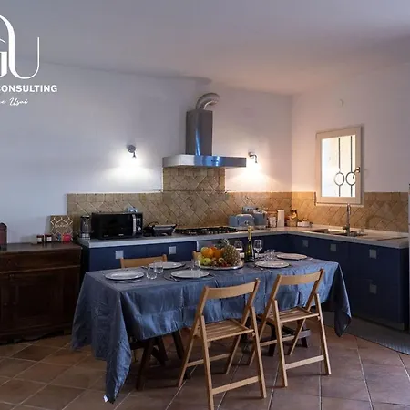 La Pelosa Wifi,view And Free Parking