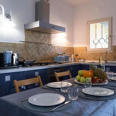 La Pelosa Wifi,view And Free Parking Apartment Stintino