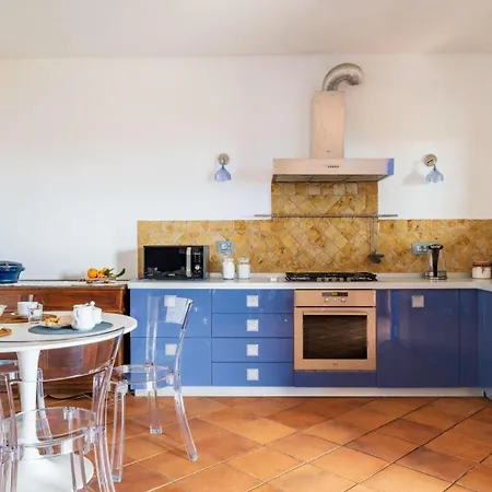 La Pelosa Wifi,view And Free Parking *